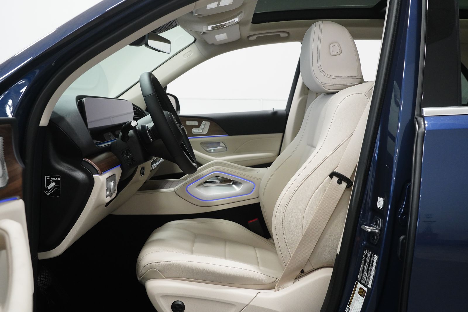 2026 Mercedes Benz GLE 450 4MATIC photo 2