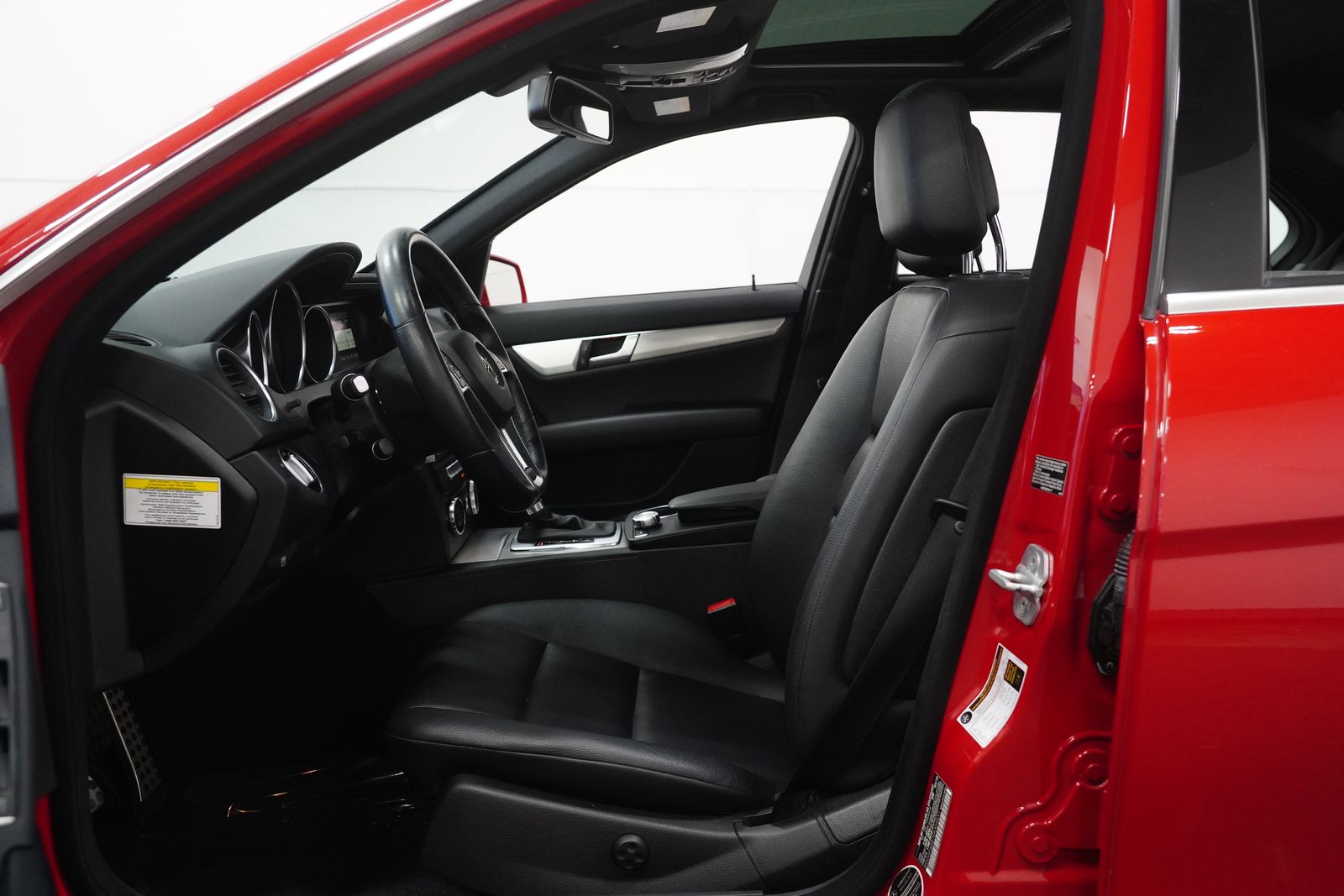 2014 Mercedes Benz C 300 4MATIC Sedan photo 2