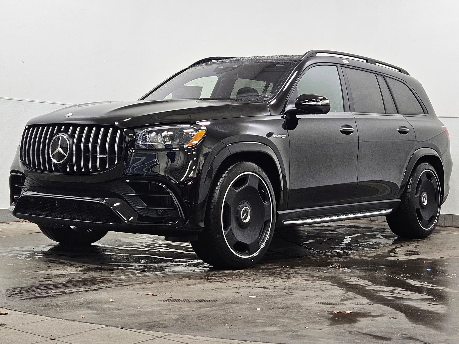 2026 Mercedes-Benz GLS AMG GLS 63's photo
