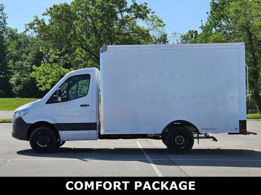 New 2024 Mercedes-Benz Sprinter 3500 XD Chassis Cab Chassis 144 WB Truck 144" WB RWD
