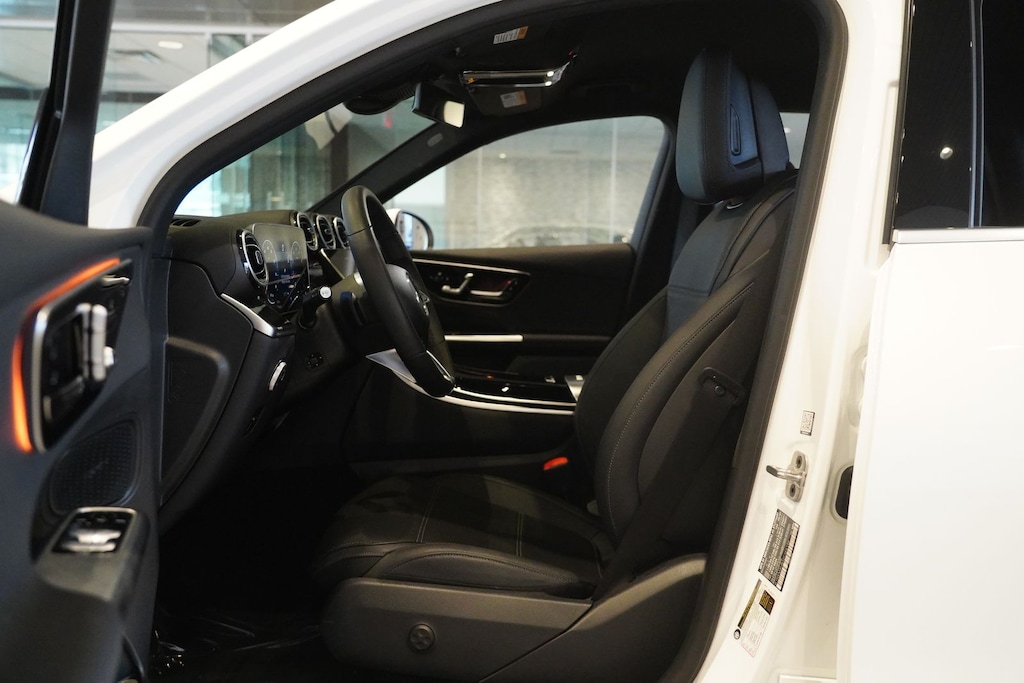 Used 2025 Mercedes-Benz GLC 300 4MATIC SUV