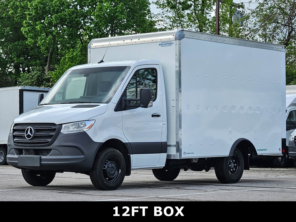 New 2024 Mercedes-Benz Sprinter 3500 XD Chassis Cab Chassis 144 WB Truck 144" WB RWD