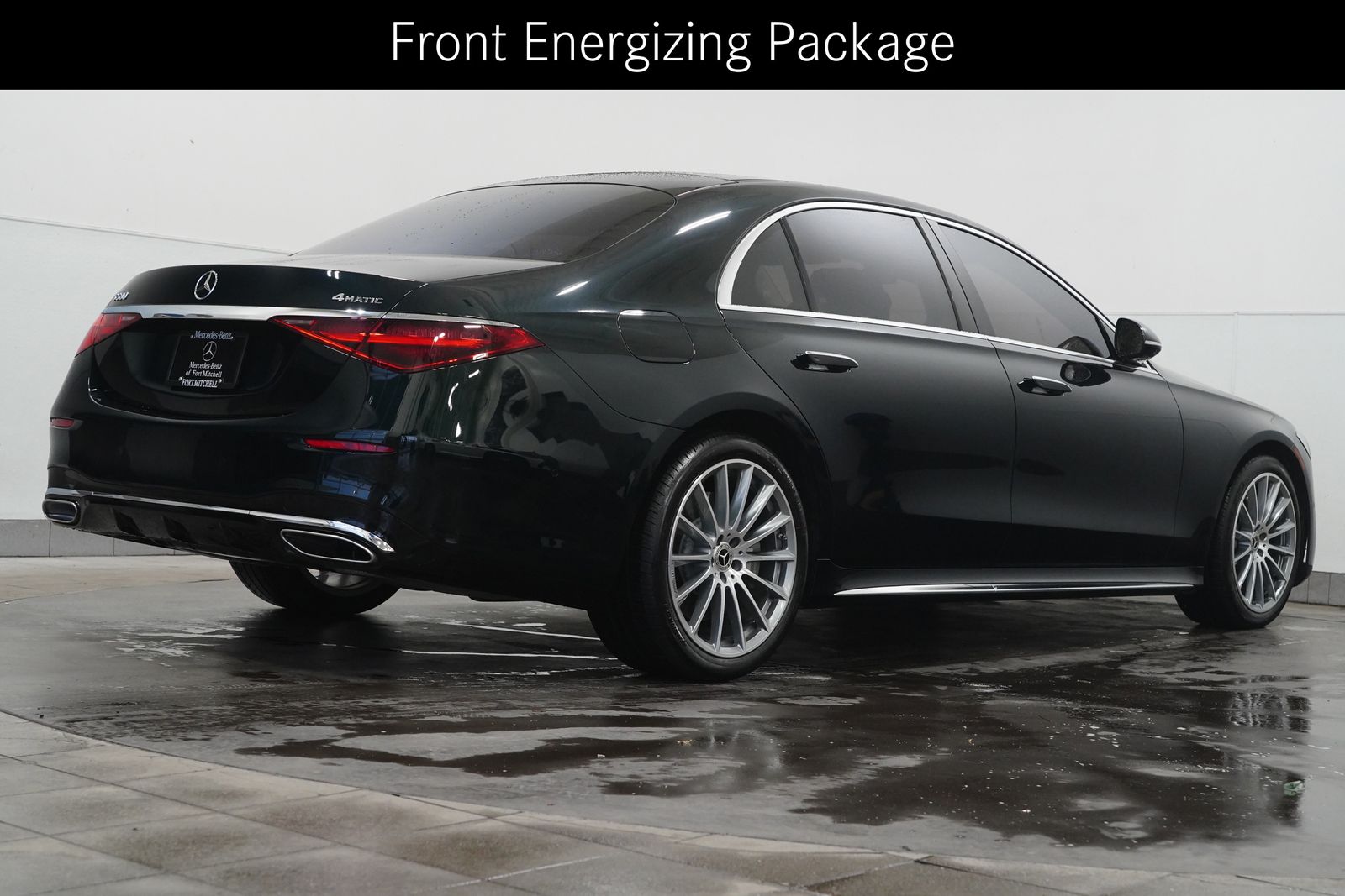 2023 Mercedes Benz S 580 4MATIC photo 2