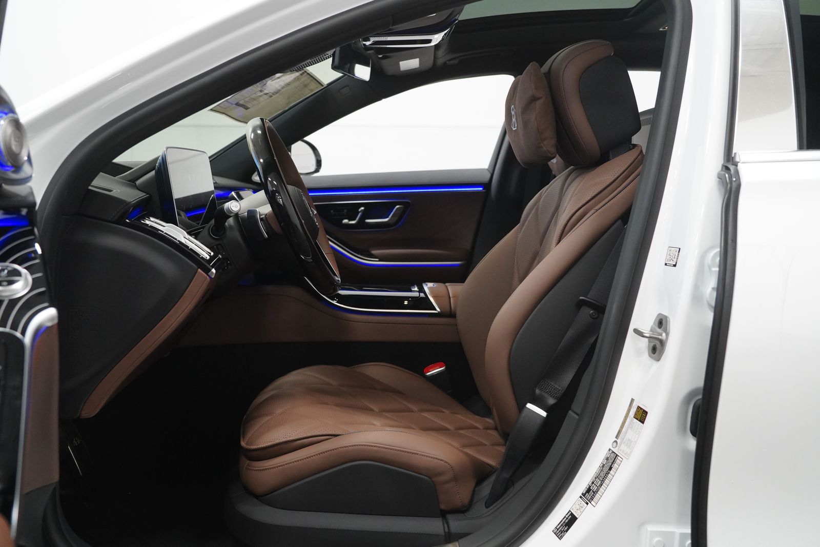 2026 Mercedes Benz S 580 4MATIC Maybach photo 2