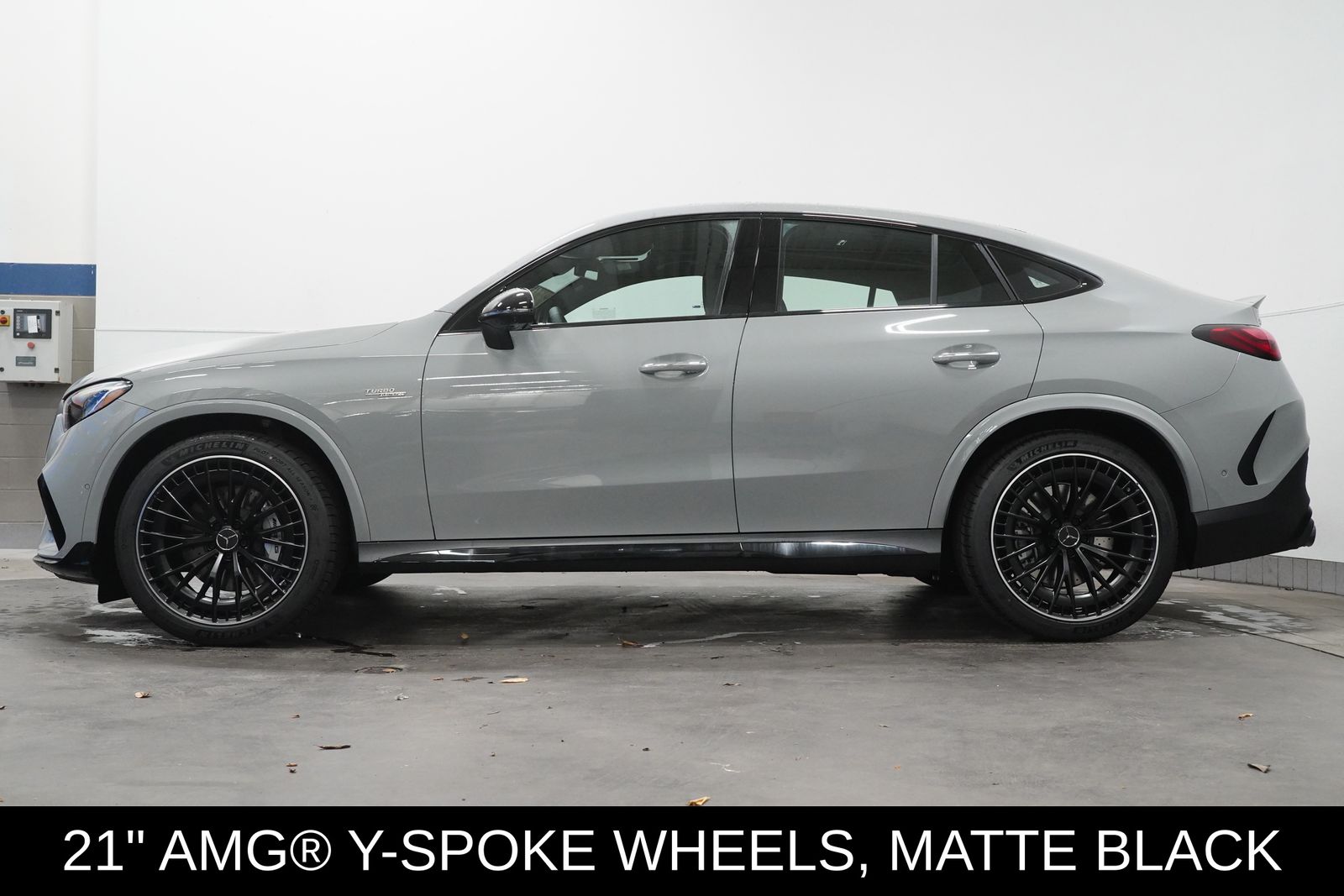 2026 Mercedes Benz GLC 43 AMG photo 4