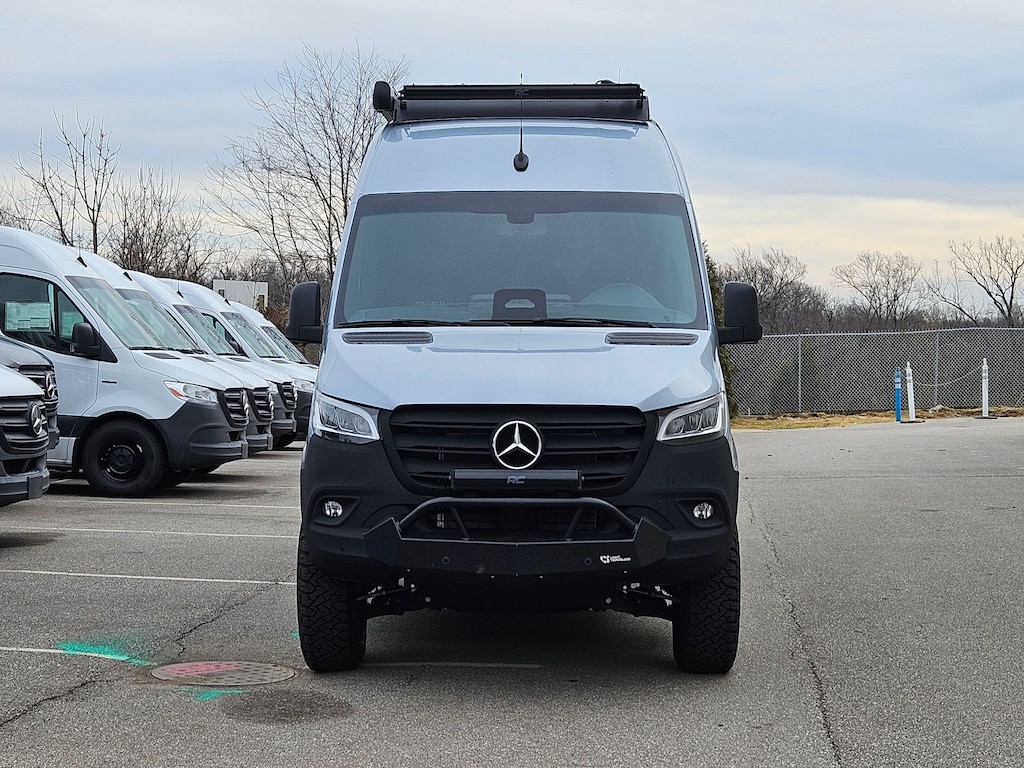New 2025 Mercedes-Benz Sprinter 2500 Cargo 170 WB Van Cargo Van