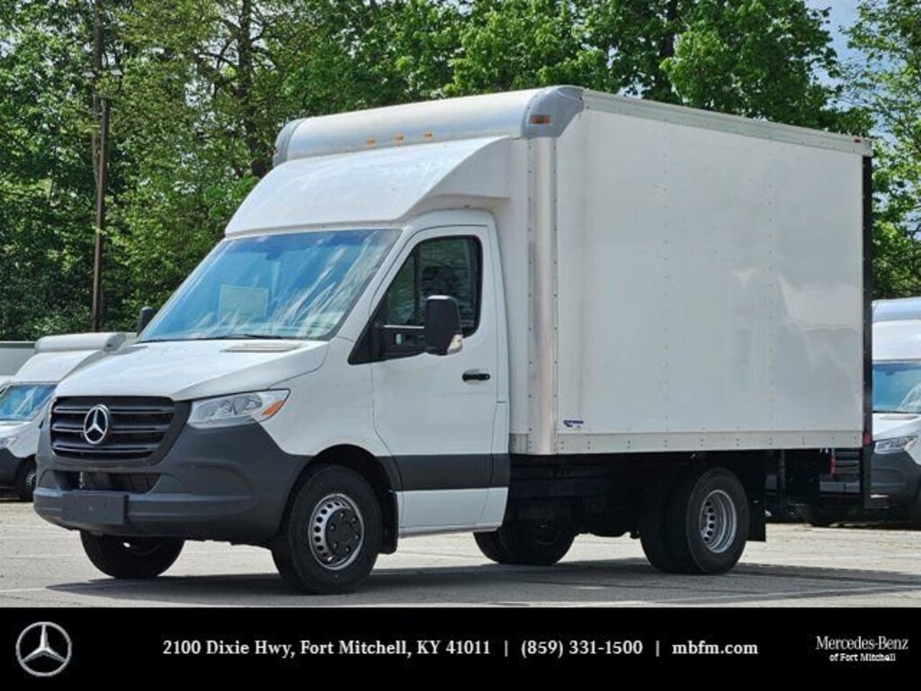 New 2024 Mercedes-Benz Sprinter 3500XD Cab Chassis 144 WB Truck 144" WB RWD