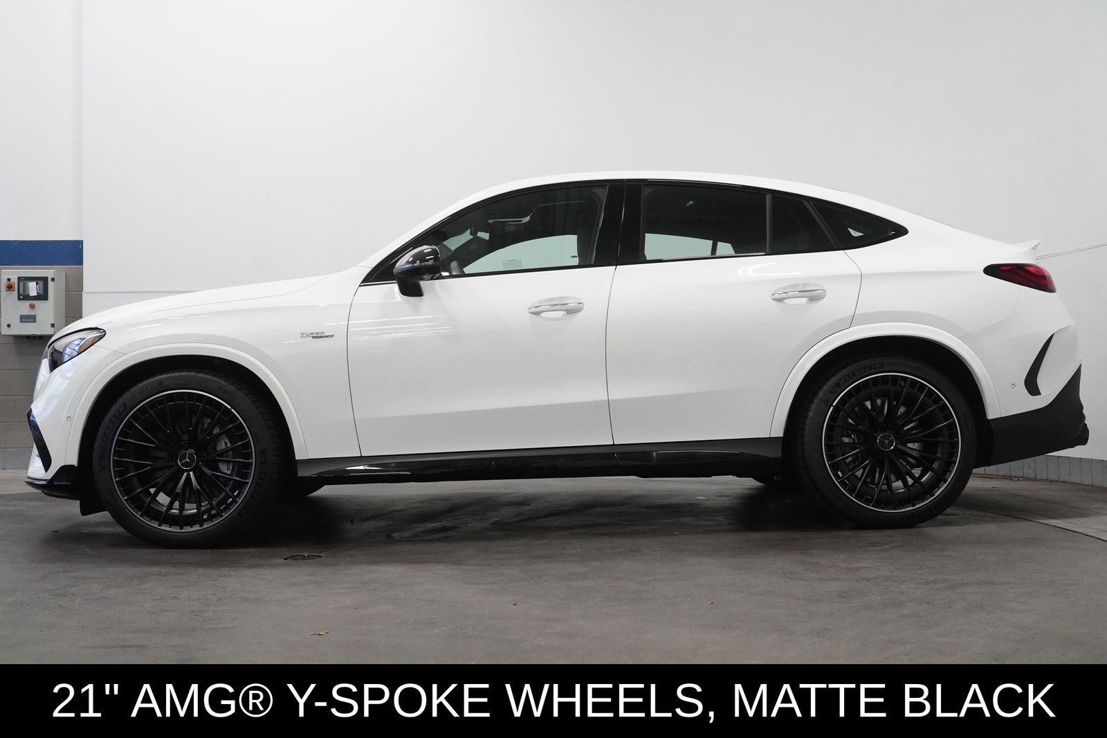 2026 Mercedes Benz GLC 43 AMG photo 4