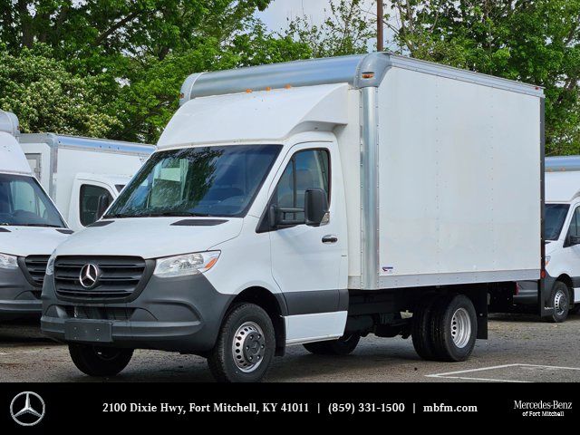 2024 Mercedes-Benz Sprinter Cab Chassis Base's photo