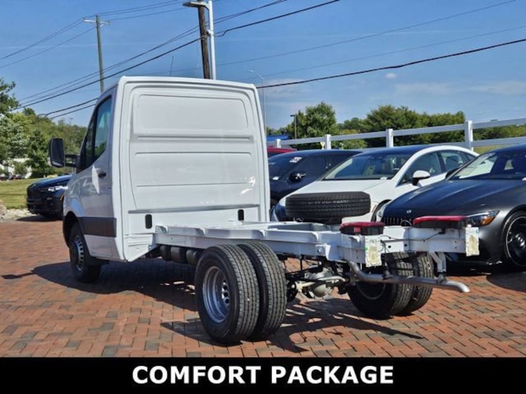 New 2024 Mercedes-Benz Sprinter 3500XD Cab Chassis 144 WB Truck 144" WB AWD