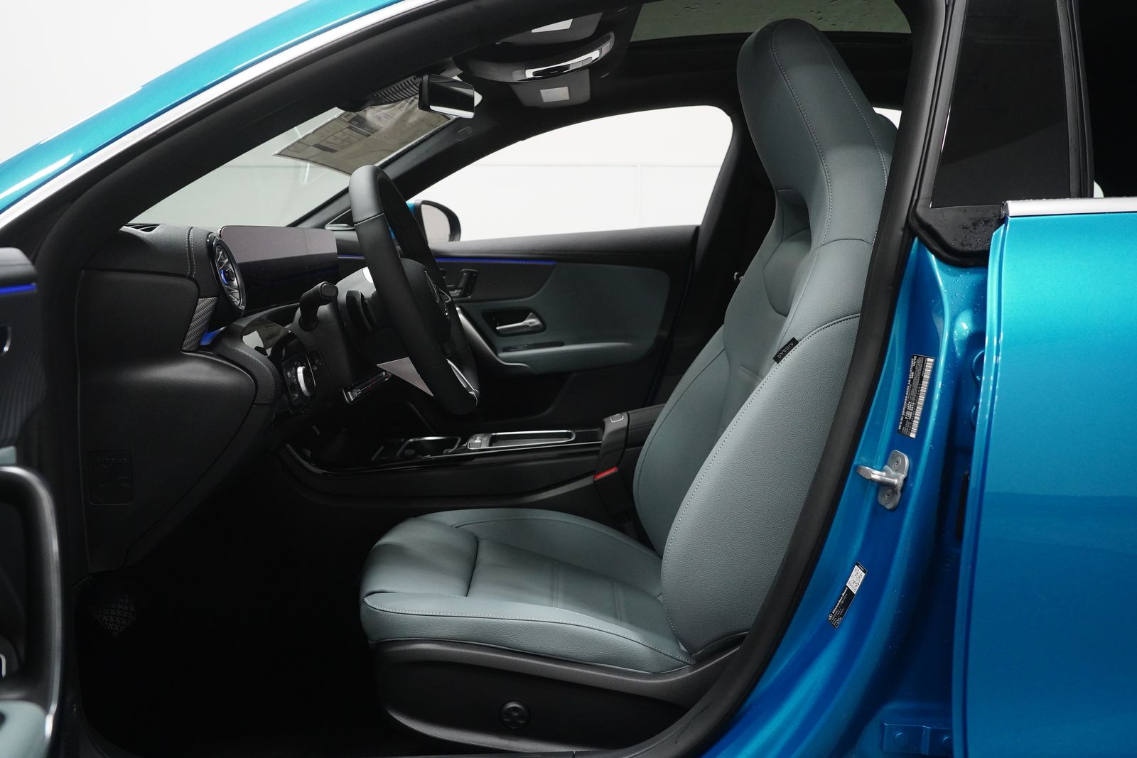 2026 Mercedes Benz CLA 250 4MATIC photo 2