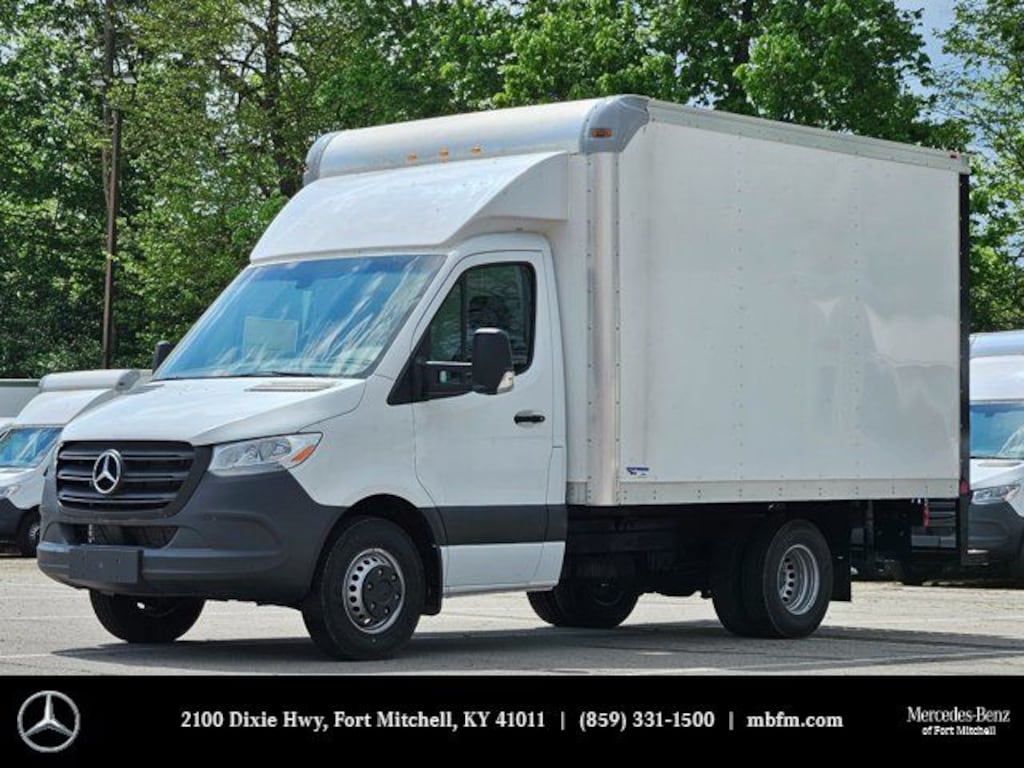 New 2024 Mercedes-Benz Sprinter 3500XD Cab Chassis 144 WB Truck 144" WB RWD