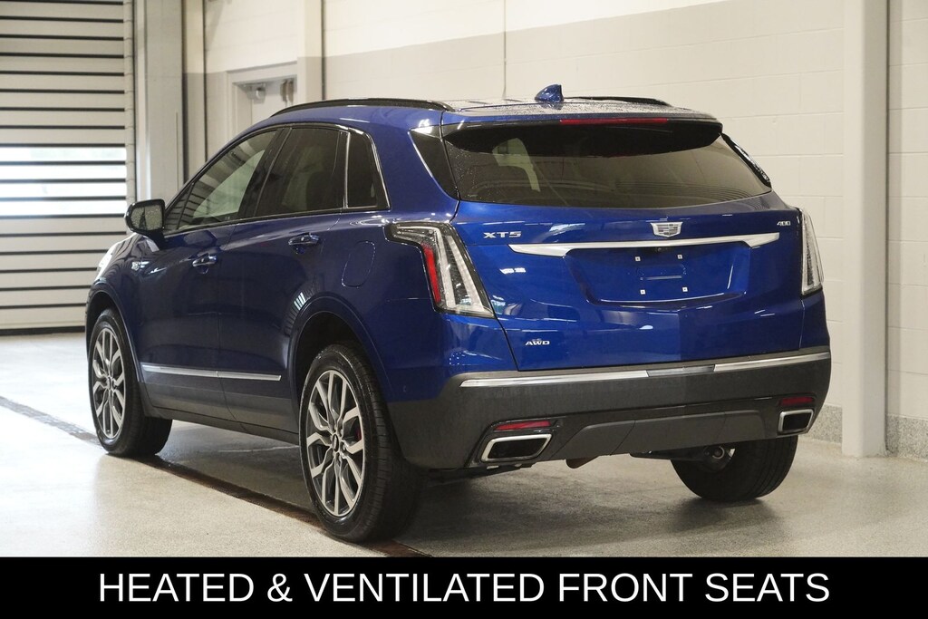 Used 2023 CADILLAC XT5 Sport SUV