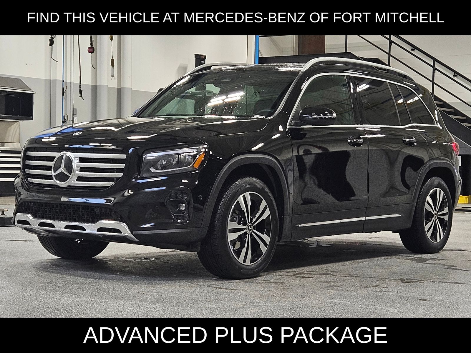 2025 Mercedes-Benz GLB Base's photo