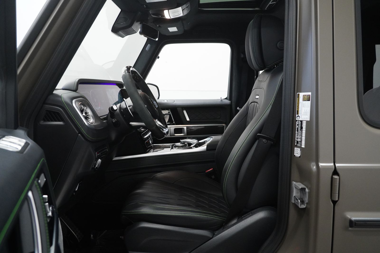 2024 Mercedes Benz G AMG 63 photo 2