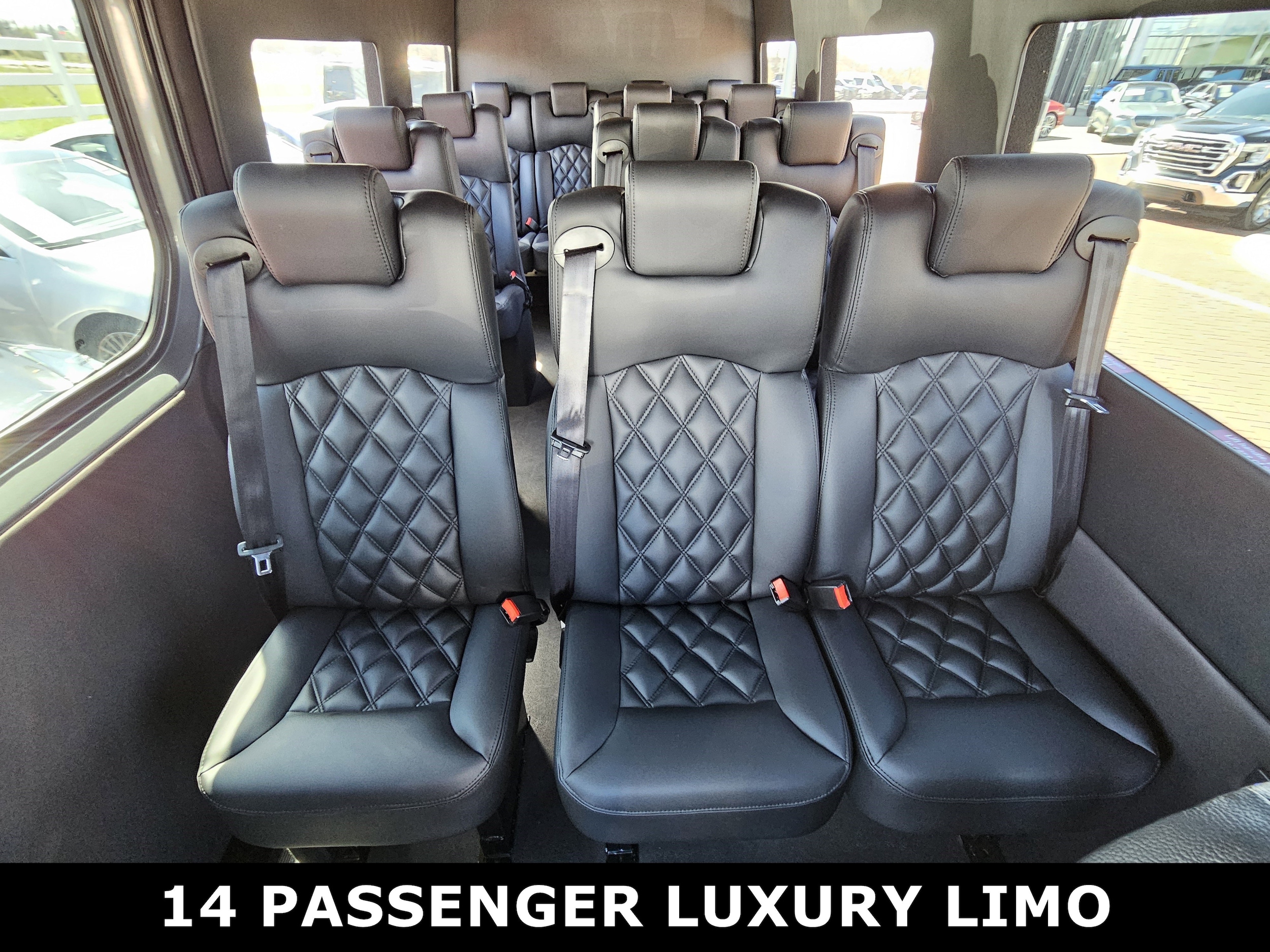 Used 2022 Mercedes-Benz Sprinter Cargo Van Base with VIN W1W9ED3Y2NT083054 for sale in Fort Mitchell, KY