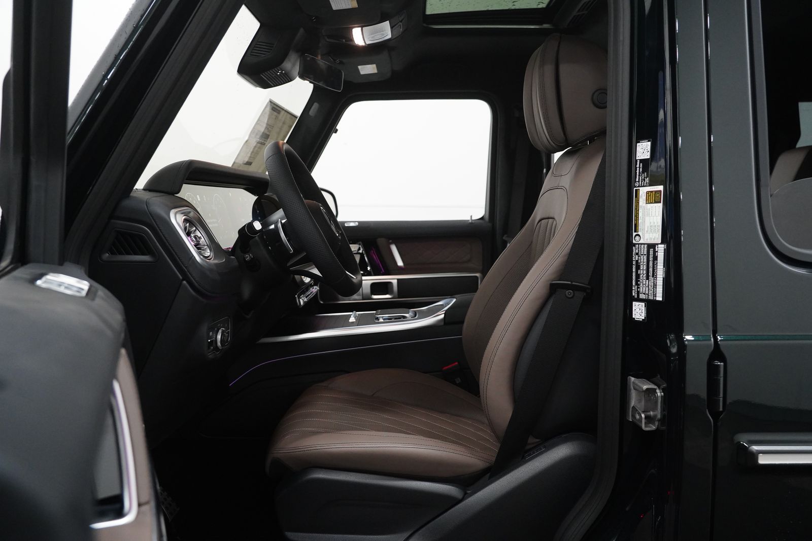 2026 Mercedes Benz G 550 photo 2
