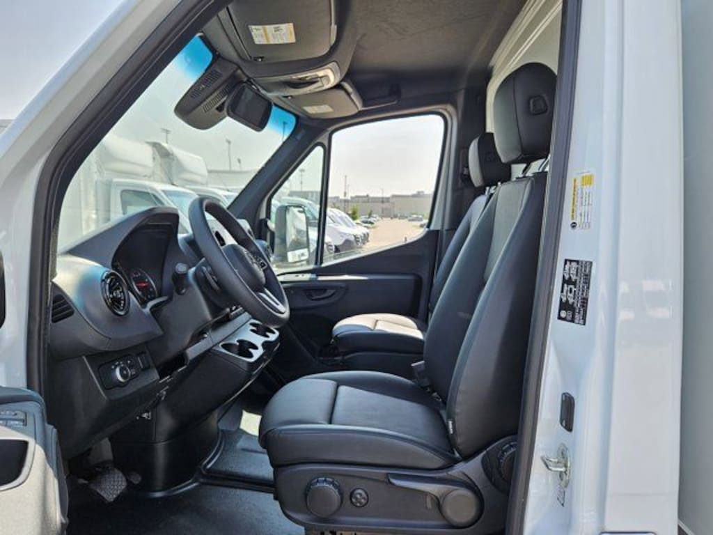 New 2024 Mercedes-Benz Sprinter 3500 Cab Chassis 144 WB Truck 144" WB RWD