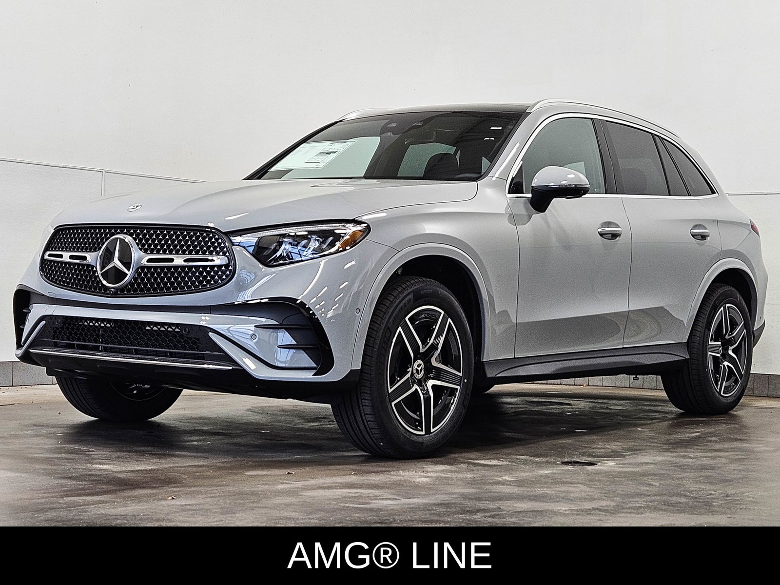 2026 Mercedes-Benz GLC Base's photo