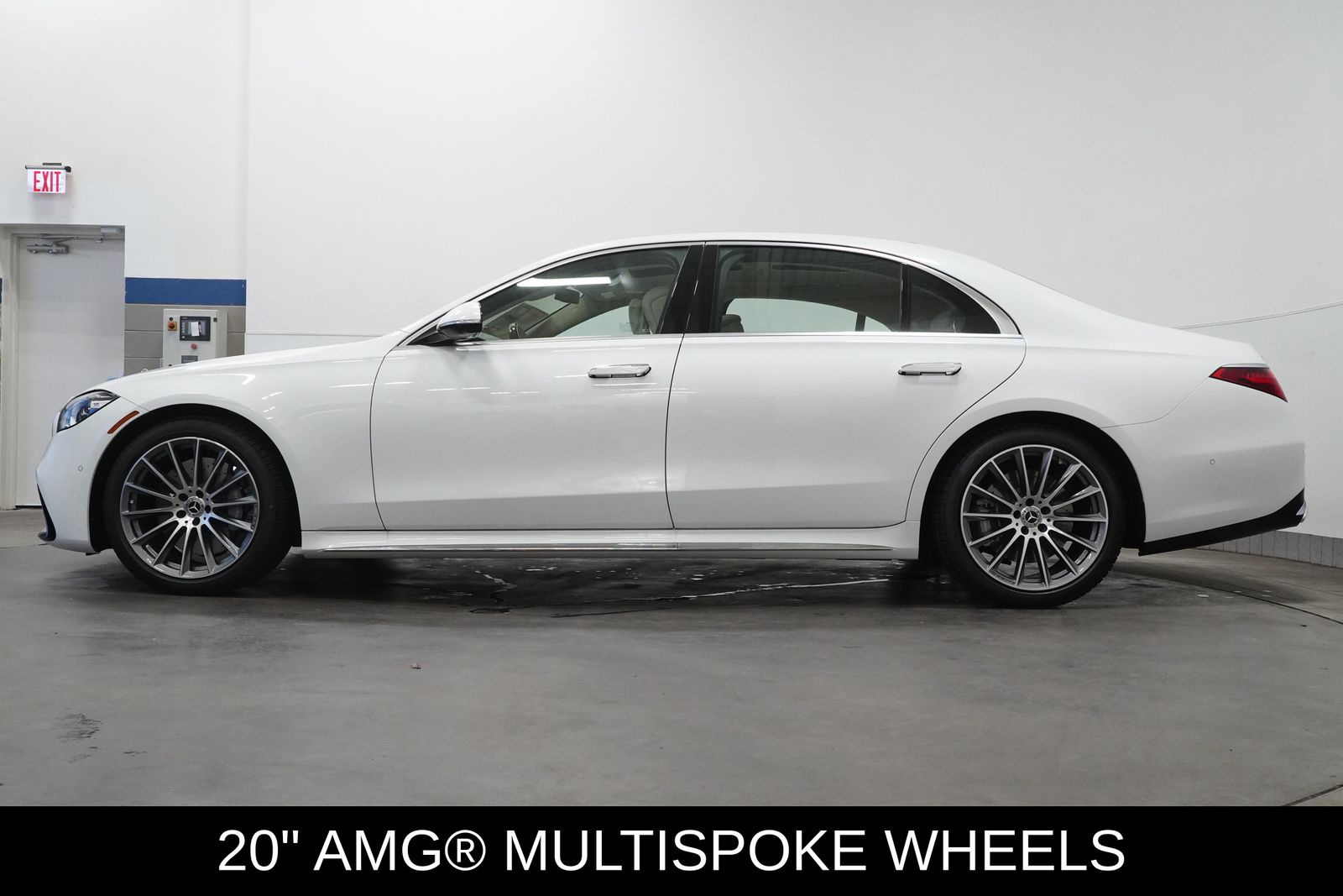 2026 Mercedes Benz S 580 4MATIC photo 4