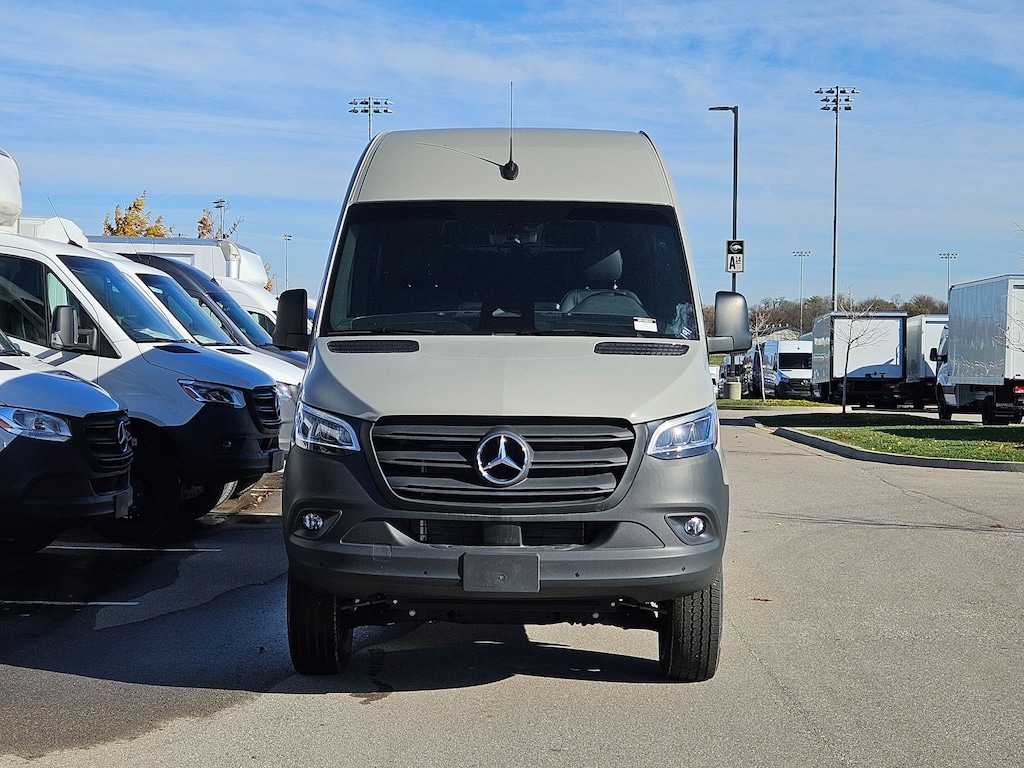 New 2025 Mercedes-Benz Sprinter 2500 Cargo 170 WB Van Cargo Van