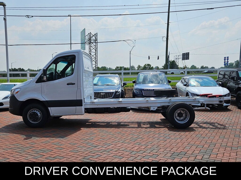 New 2024 Mercedes-Benz Sprinter 3500 XD Chassis Cab Chassis 170 WB Truck 170" WB AWD