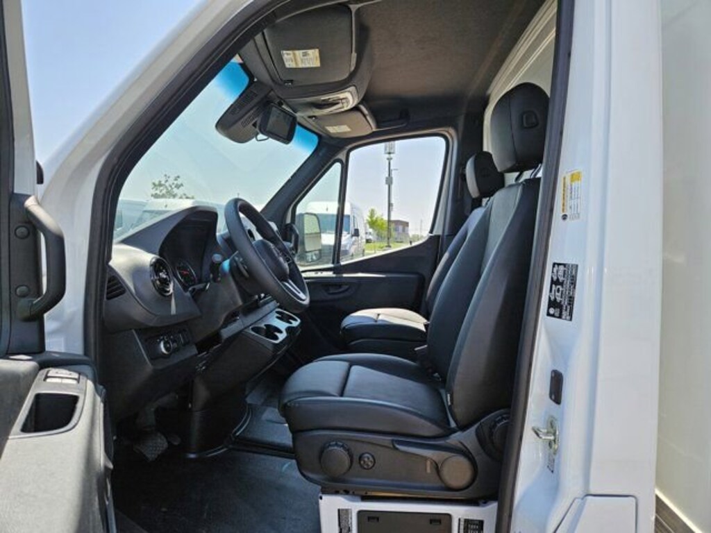 New 2024 Mercedes-Benz Sprinter 3500 XD Chassis Cab Chassis 144 WB Truck 144" WB RWD