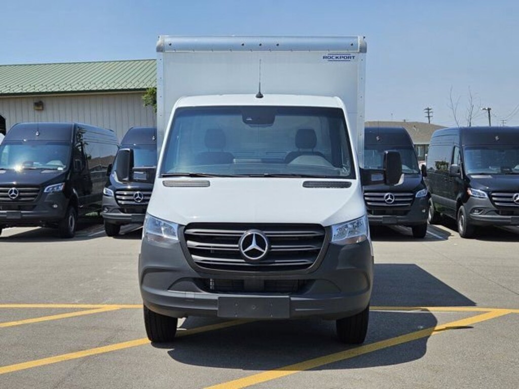 New 2024 Mercedes-Benz Sprinter 3500 XD Chassis Cab Chassis 144 WB Truck 144" WB RWD