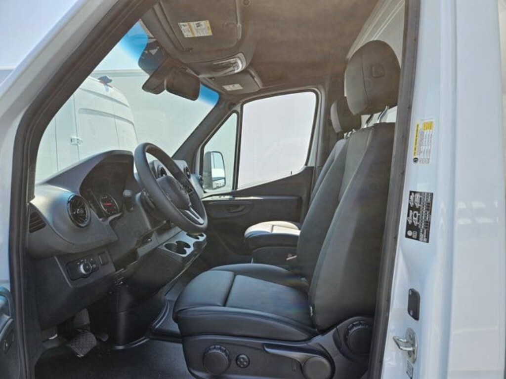New 2024 Mercedes-Benz Sprinter 3500 XD Chassis Cab Chassis 144 WB Truck 144" WB RWD