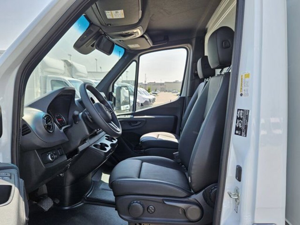 New 2024 Mercedes-Benz Sprinter 3500 XD Chassis Cab Chassis 144 WB Truck 144" WB RWD