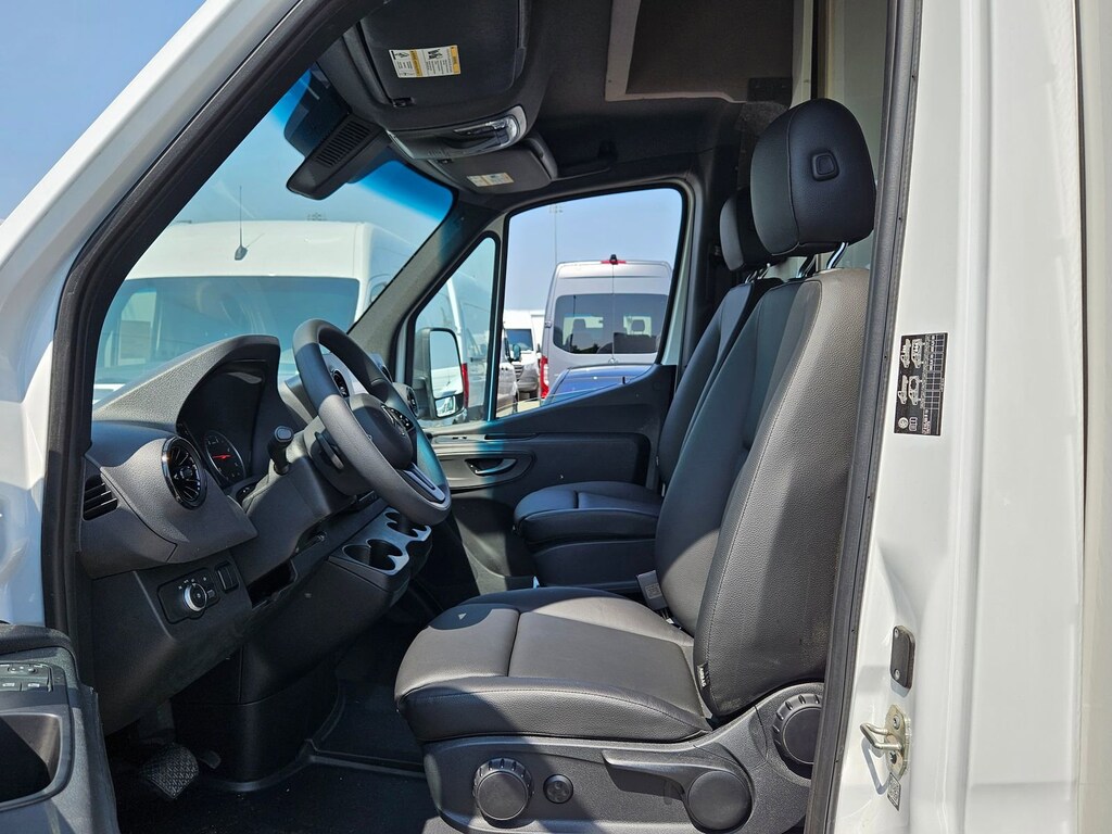 New 2024 Mercedes-Benz Sprinter 3500 XD Chassis Cab Chassis 144 WB Truck 144" WB RWD