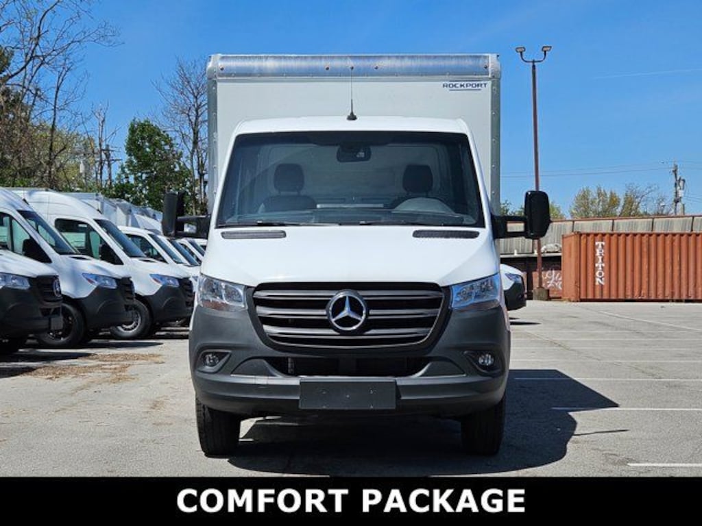 New 2024 Mercedes-Benz Sprinter 3500 XD Chassis Cab Chassis 144 WB Truck 144" WB RWD