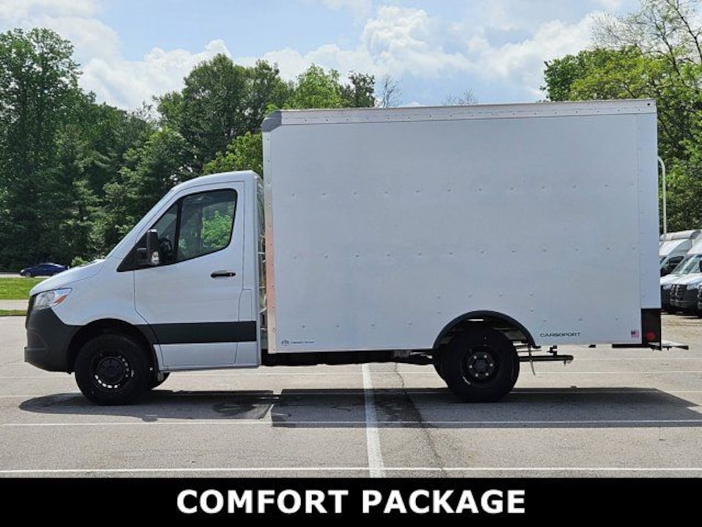 New 2024 Mercedes-Benz Sprinter 3500 XD Chassis Cab Chassis 144 WB Truck 144" WB RWD