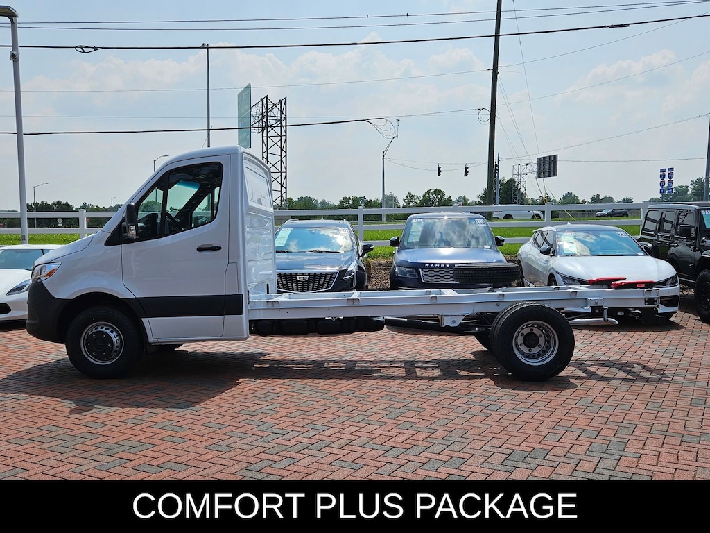 New 2024 Mercedes-Benz Sprinter 3500 XD Chassis Cab Chassis 170 WB Truck 170" WB AWD