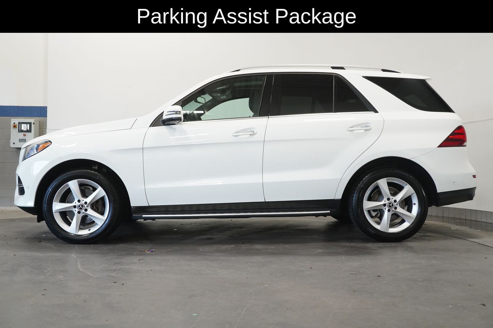 2018 Mercedes Benz GLE 350 4MATIC photo 4