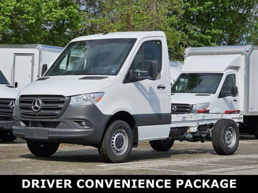 New 2024 Mercedes-Benz Sprinter 3500 XD Chassis Cab Chassis 144 WB Truck 144" WB RWD