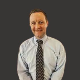 Staff member Brandon Bayer from ID_2b9970e3dff5