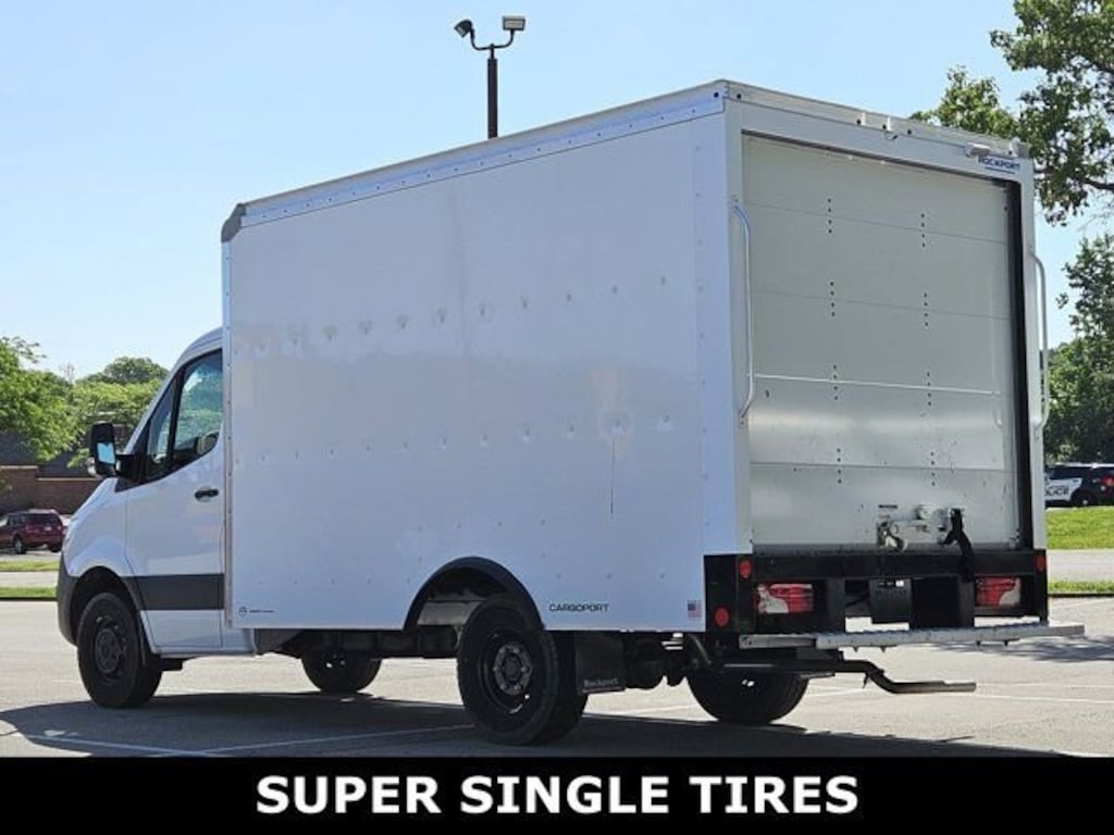 New 2024 Mercedes-Benz Sprinter 3500 XD Chassis Cab Chassis 144 WB Truck 144" WB RWD