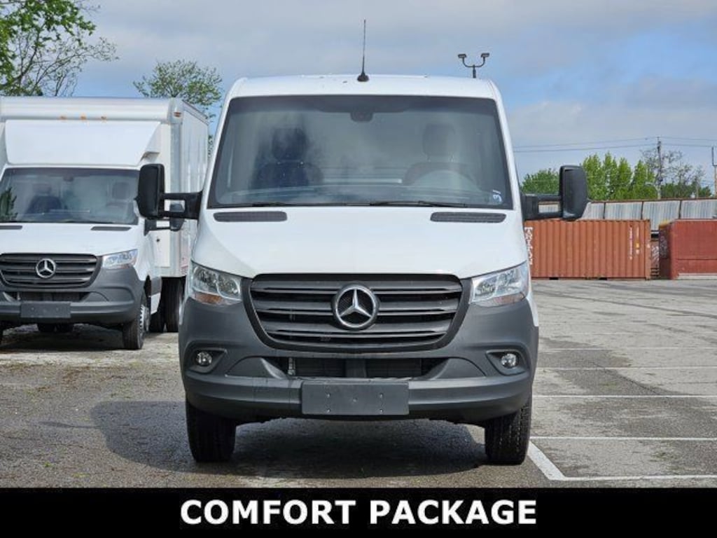 New 2024 Mercedes-Benz Sprinter 3500 XD Cab Chassis 144 WB Truck 144" WB RWD