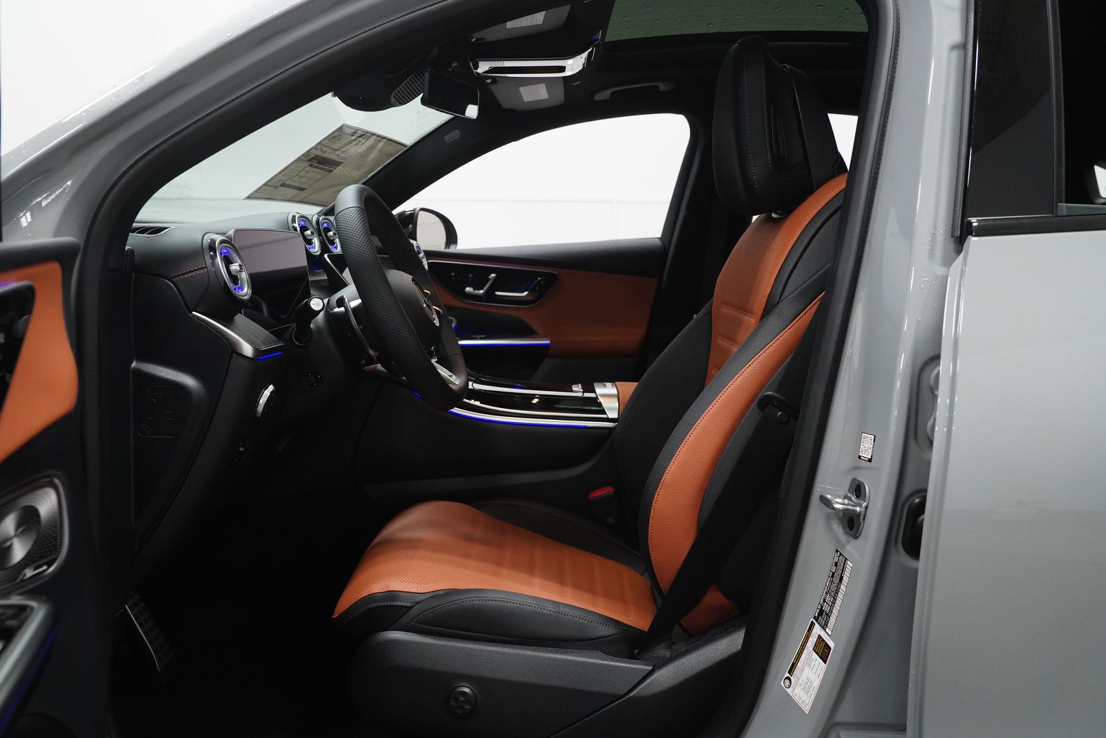 2026 Mercedes Benz GLC 43 AMG photo 2