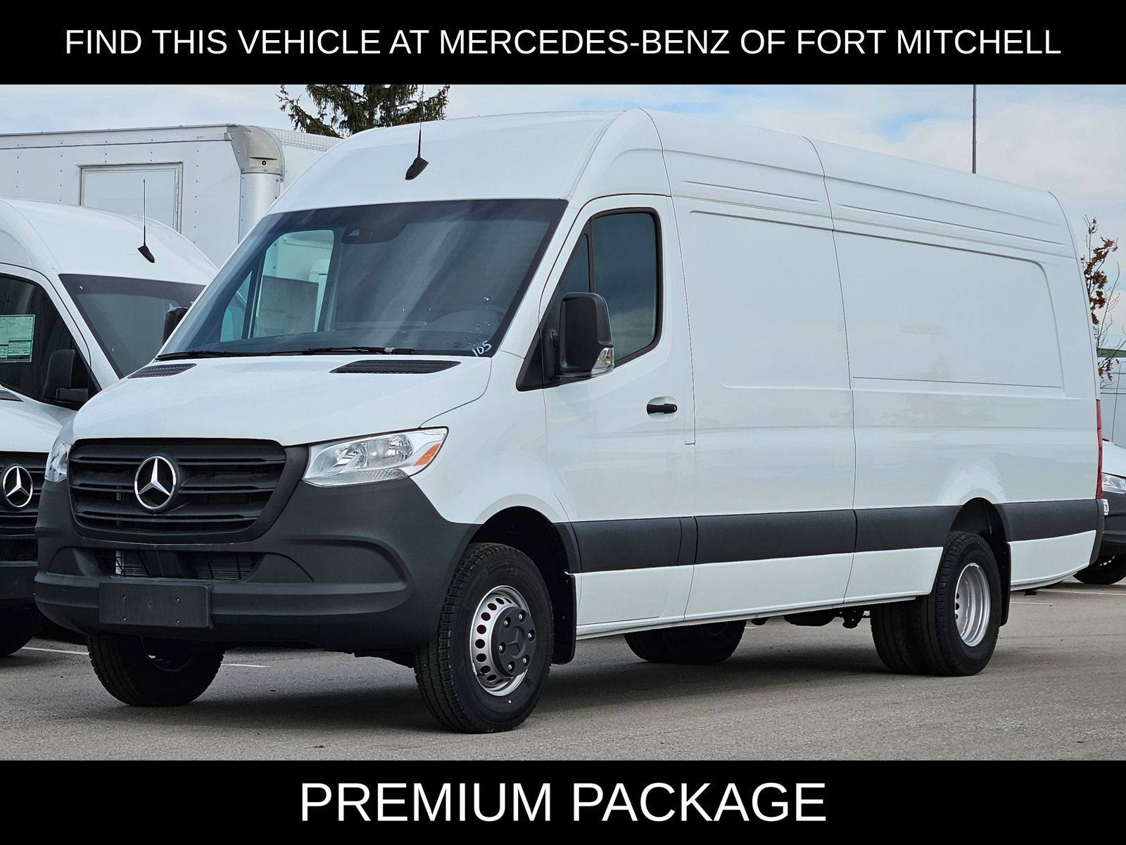 2024 Mercedes-Benz Sprinter Cargo Van Base's photo