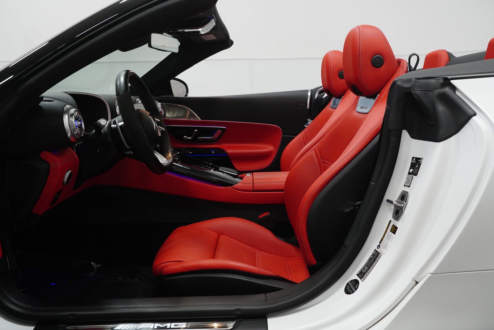 2022 Mercedes Benz SL AMG 63 photo 2