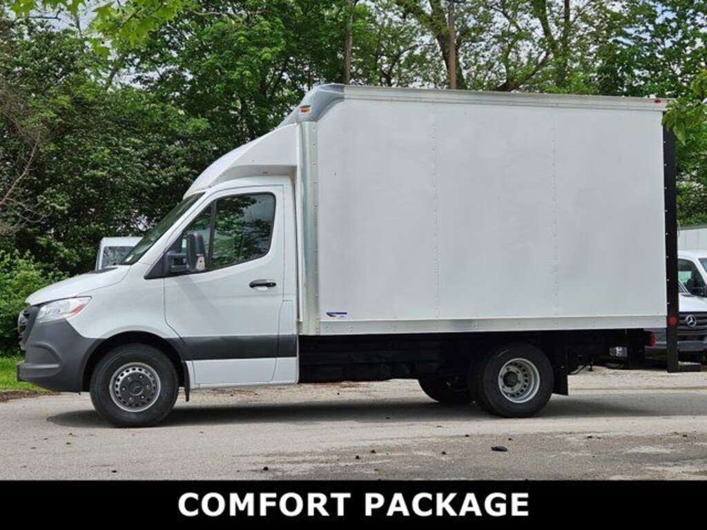 New 2024 Mercedes-Benz Sprinter 3500XD Cab Chassis 144 WB Truck 144" WB RWD