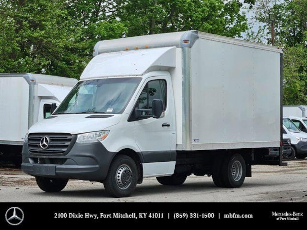 New 2024 Mercedes-Benz Sprinter 3500XD Cab Chassis 144 WB Truck 144" WB RWD