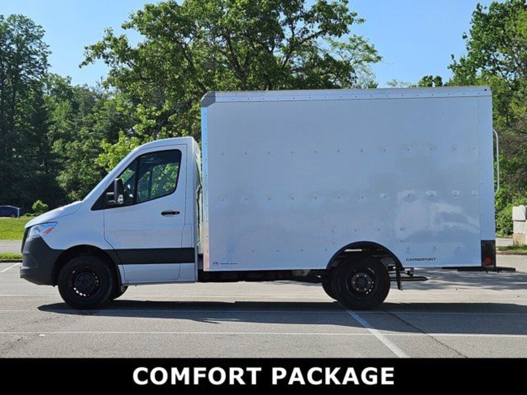 New 2024 Mercedes-Benz Sprinter 3500 XD Chassis Cab Chassis 144 WB Truck 144" WB RWD