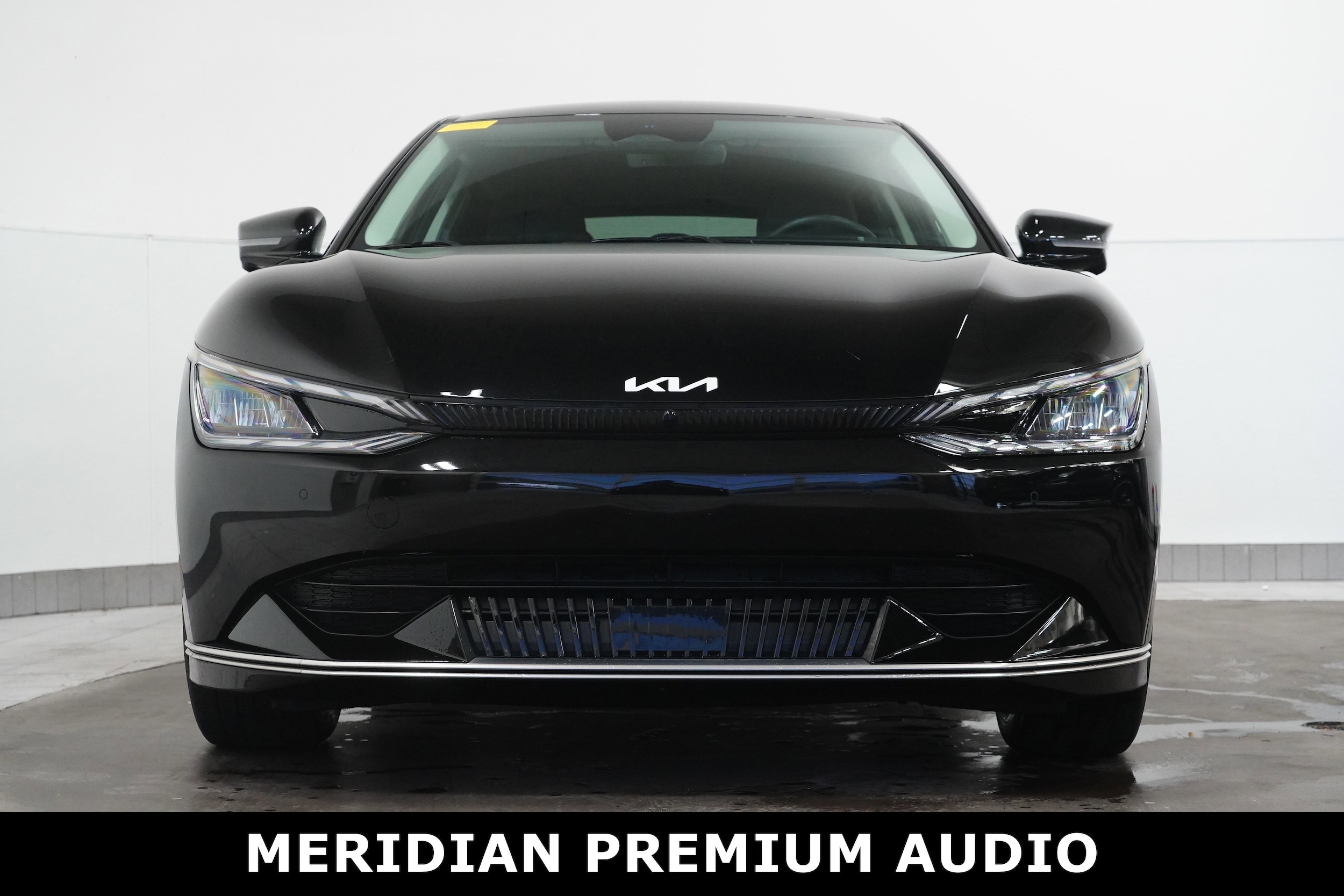 Used 2022 Kia Ev6 Wind with VIN KNDC3DLC4N5037452 for sale in Fort Mitchell, KY