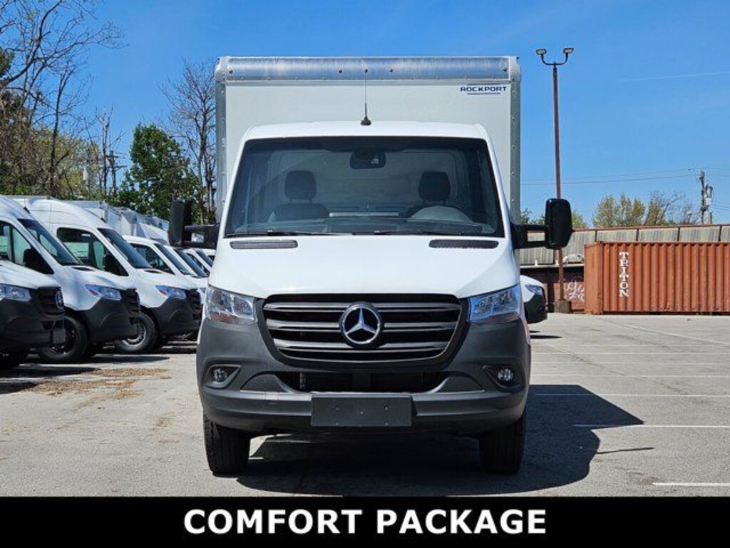 New 2024 Mercedes-Benz Sprinter 3500 XD Chassis Cab Chassis 144 WB Truck 144" WB RWD