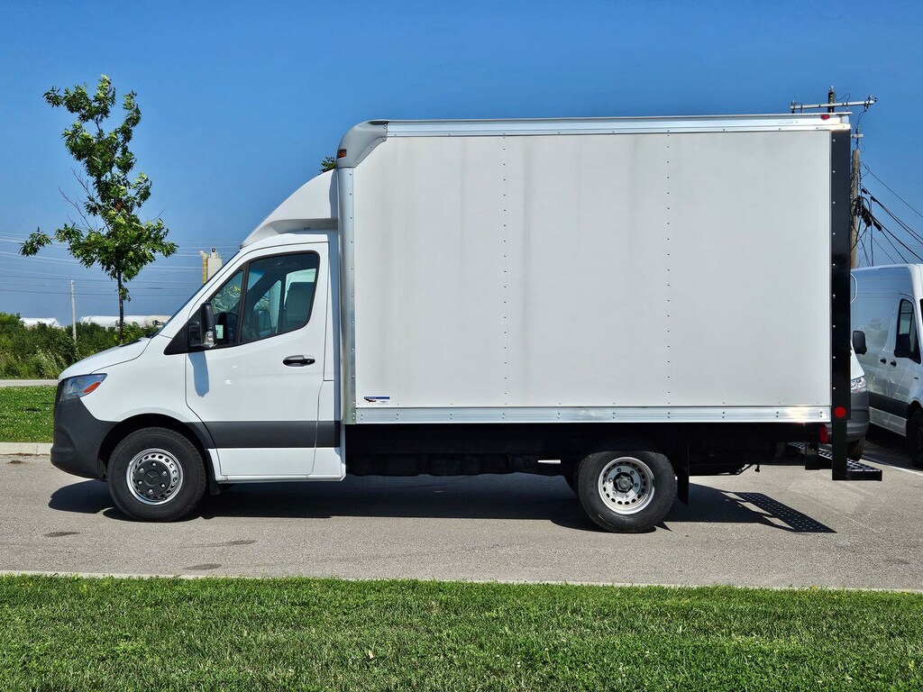 New 2024 Mercedes-Benz Sprinter 3500 XD Chassis Cab Chassis 144 WB Truck 144" WB RWD