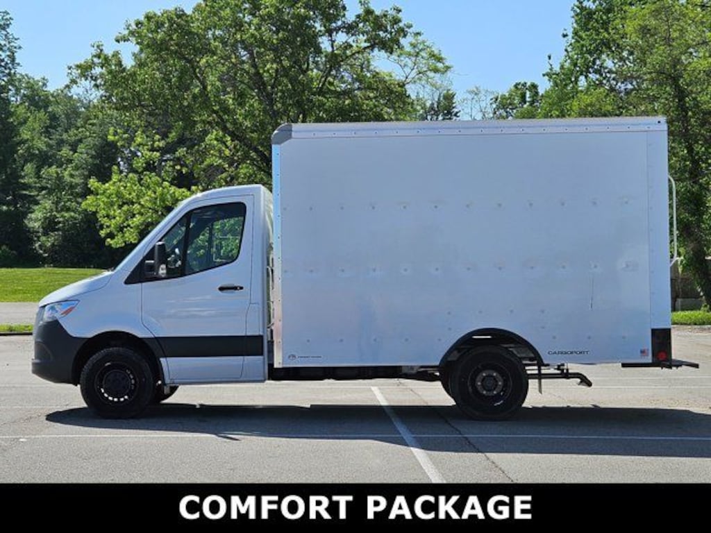 New 2024 Mercedes-Benz Sprinter 3500 XD Chassis Cab Chassis 144 WB Truck 144" WB RWD