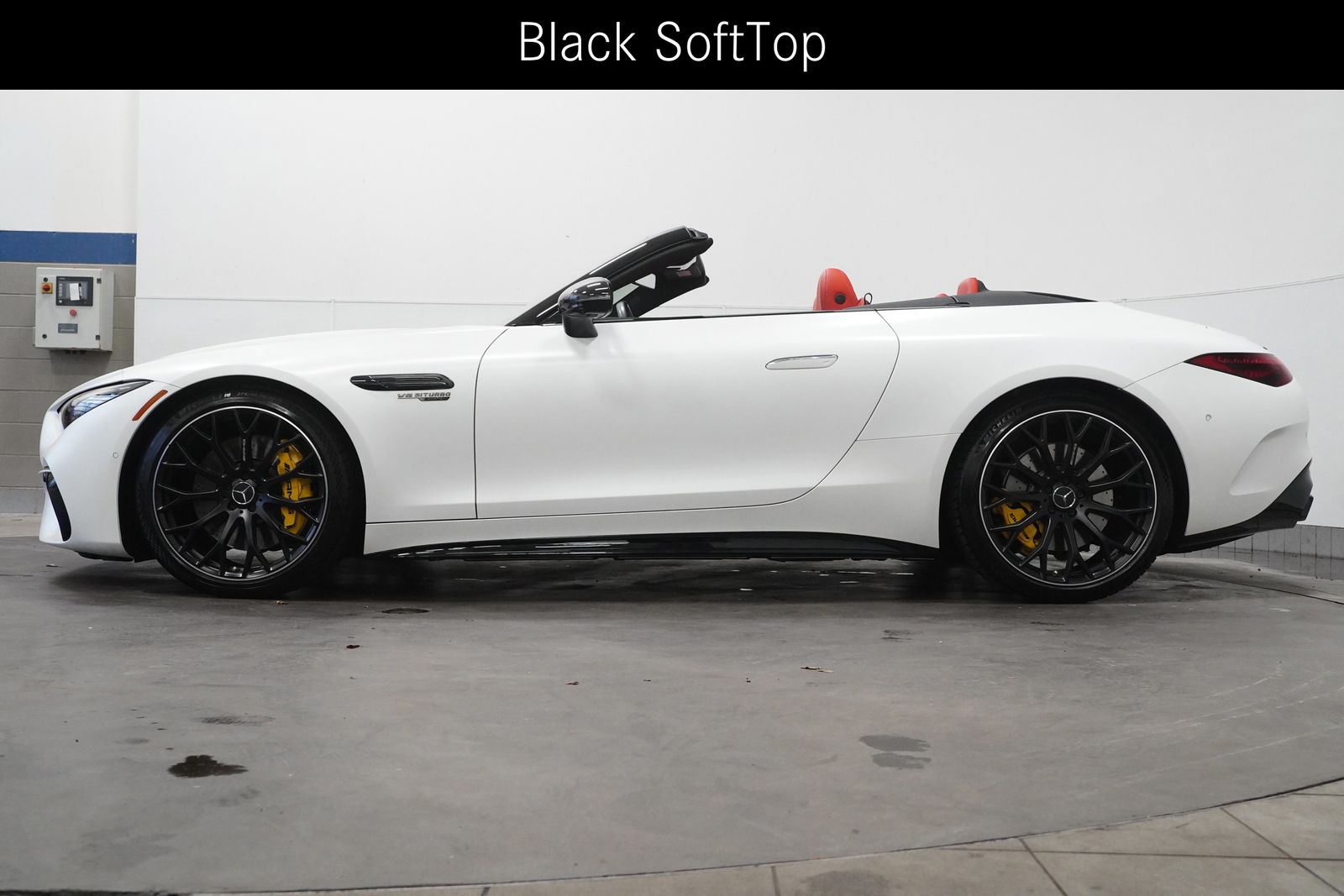 2022 Mercedes Benz SL AMG 63 photo 4